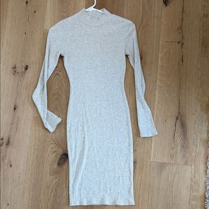 Heart & Hips Heather Gray Long Sleeve Dress